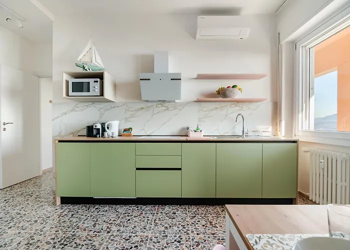 Apartment Vista Panoramica Sul Maggiore Con Deposito Bici *