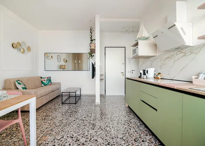 Apartamento Vista Panoramica Sul Maggiore Con Deposito Bici